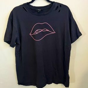 Forever21 distressed Tee